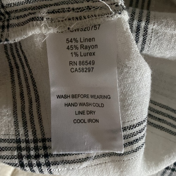 Tommy Bahama Top - Picture 10 of 11